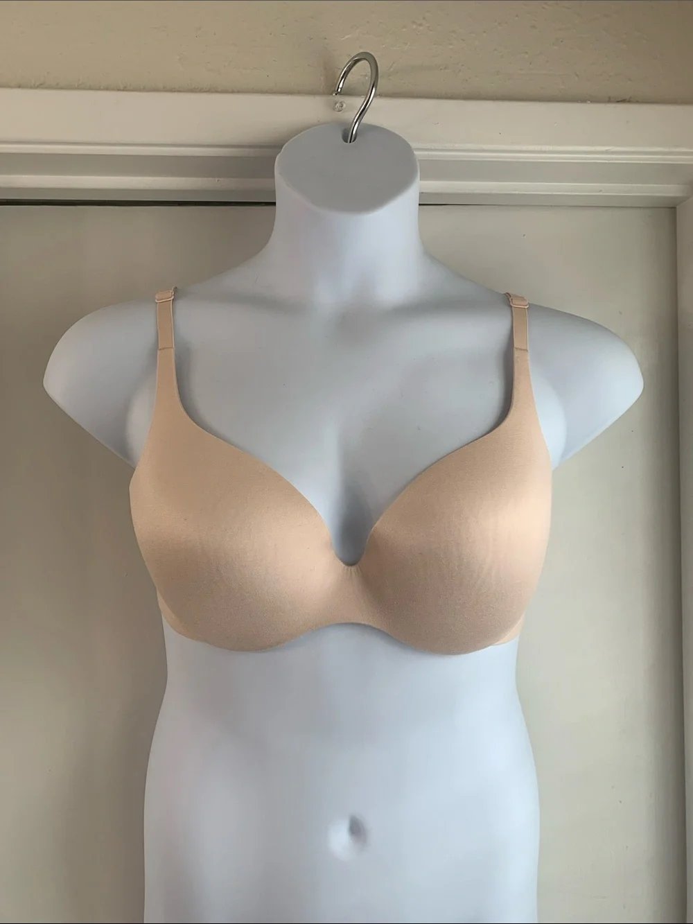 Victoria's Secret Light Pink Flex Factor Lightly Lined Plunge Demi Bra 36D